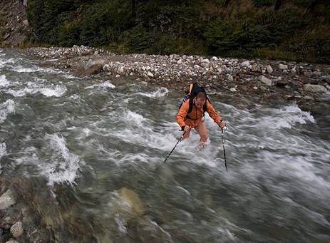 Une image contenant extrieur, eau, sport, vague

Description gnre automatiquement